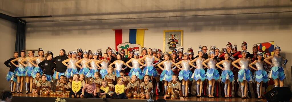 KCU-Tanzgruppen bei der Kampagneneröffnung am 18.01.2025